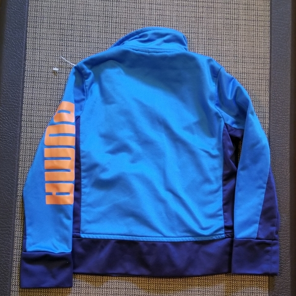 PUMA Track Jacket in GUC (Size 2) - Picture 2 of 8
